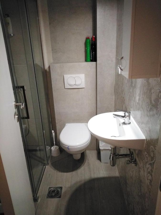 Apartman Tia Vrnjacka Banja Vrnjačka Banja Exterior foto